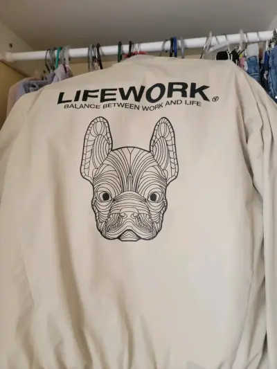 Chaqueta Lifework reversible con diseño de bulldog - miniatura 1