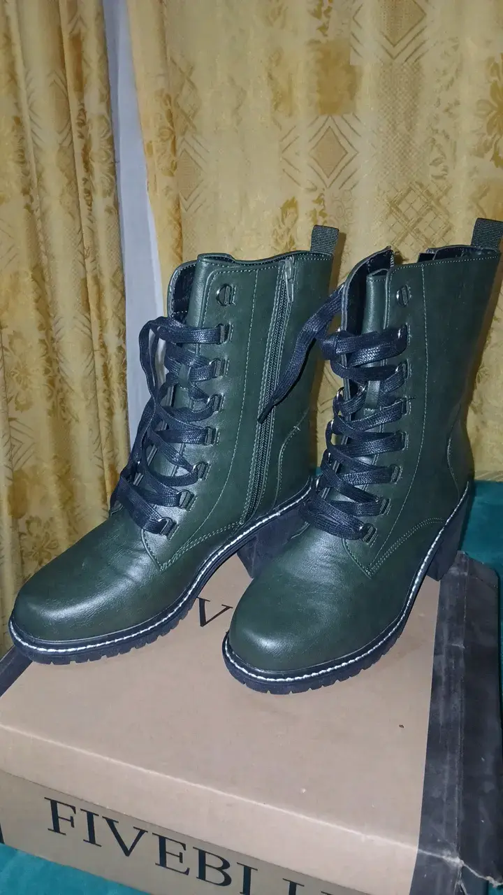 Botines verdes de cuero sintético FiveBlu - 4