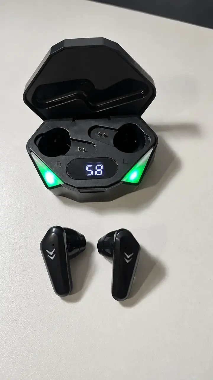 Auriculares inalámbricos con estuche de carga LED - 1