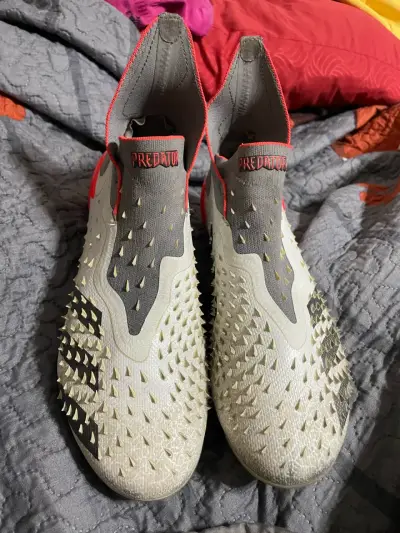 Zapatos de fútbol Adidas Predator Freak 3 - miniatura 1