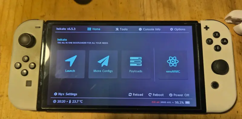Nintendo Switch OLED con magia - 2