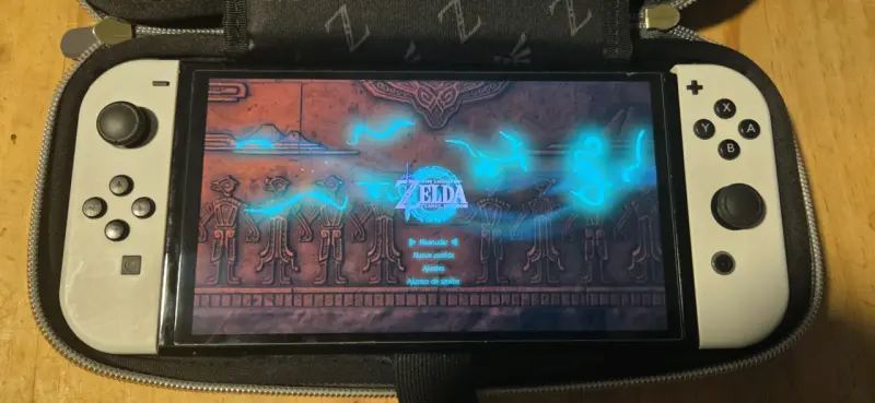 Nintendo Switch OLED con magia - 3