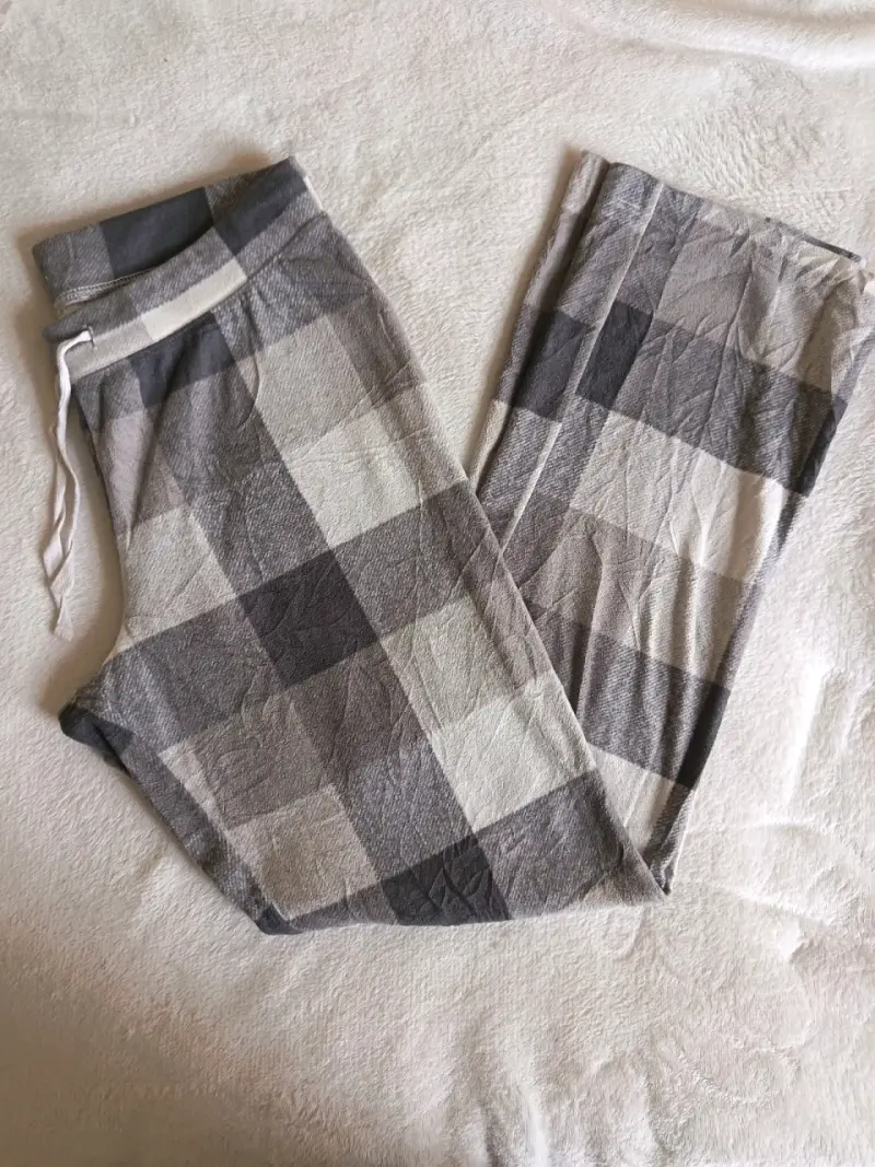 Pantalones de pijama a cuadros grises Old Navy - 1