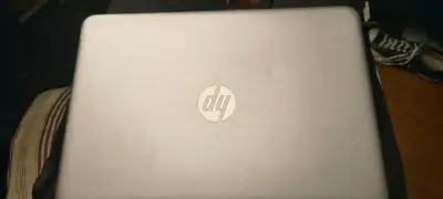 Notebook HP elitebook 1080 Intel Core i5 8GB RAM - miniatura 1