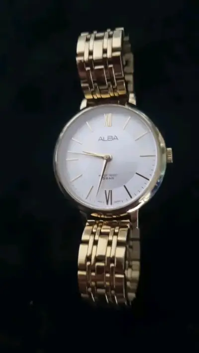 Reloj dorado de pulsera Alba resistente al agua - miniatura 3