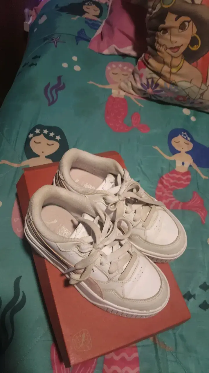 Zapatillas blancas Puma para niña - 2