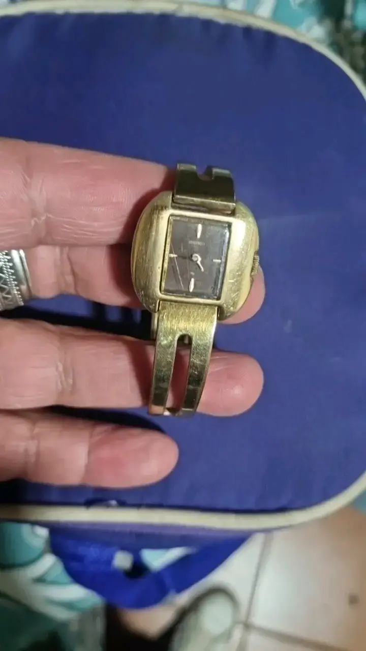 Reloj vintage Seiko dorado para mujer - 6