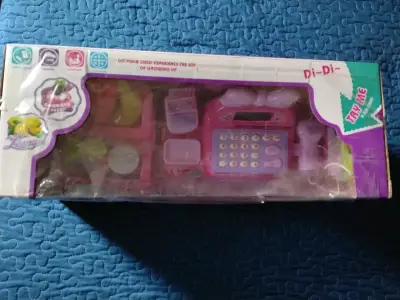 Caja registradora de juguete para niños - miniatura 1