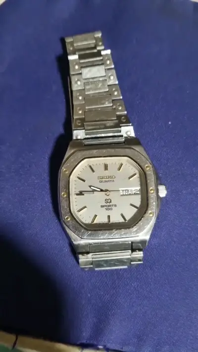 Reloj Seiko Quartz Sports 100 para Hombre - miniatura 4