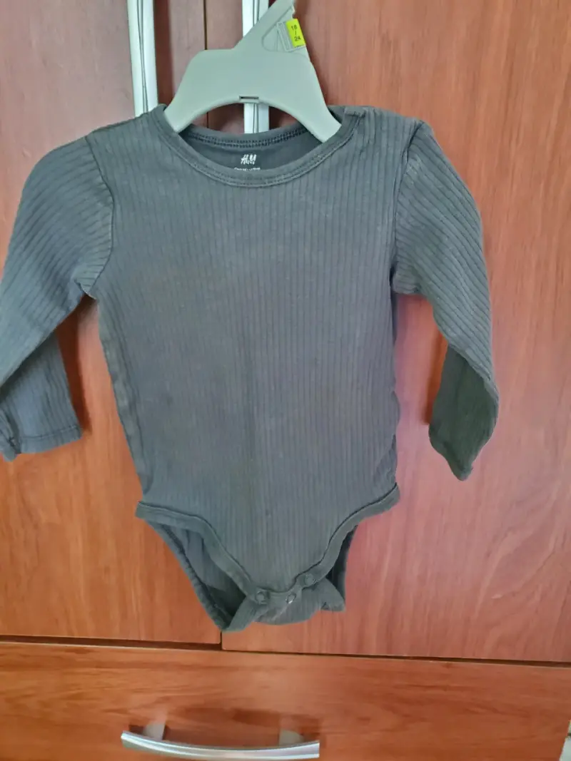 Conjunto de ropa infantil variado - 5