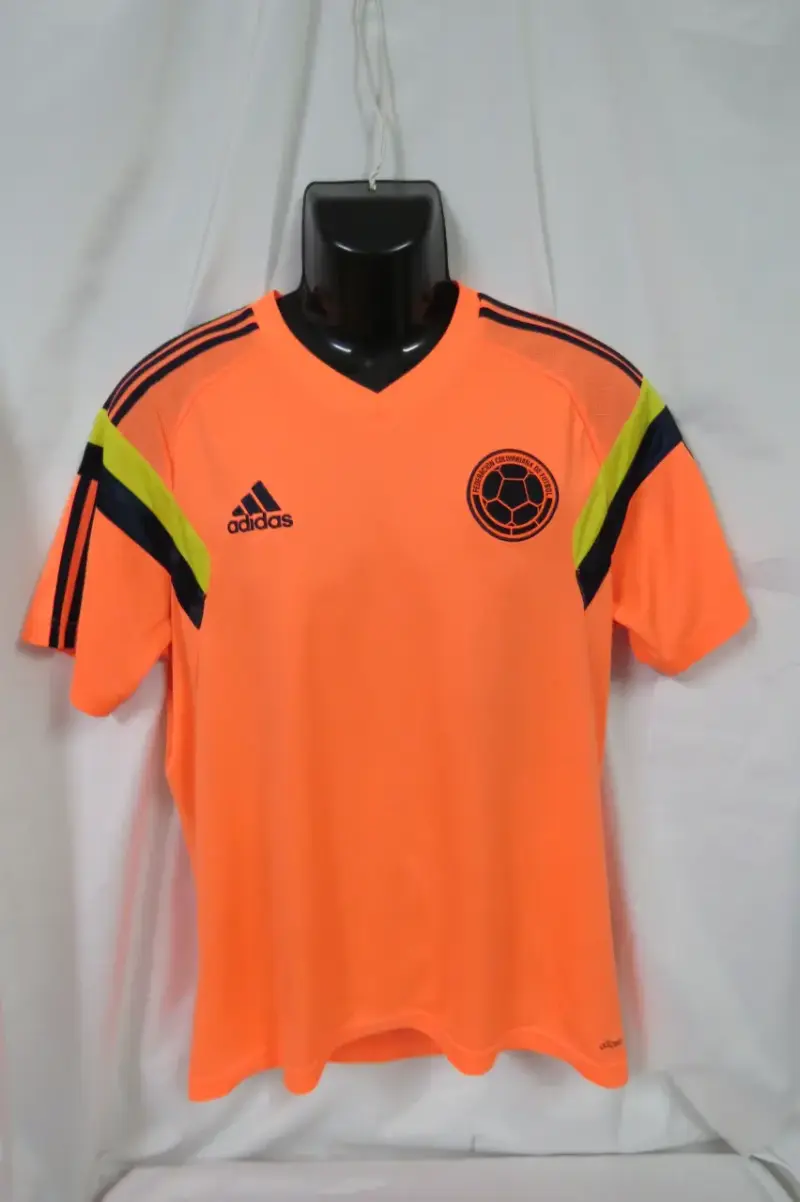 Camiseta de fútbol  Talla L selección Colombia - 2