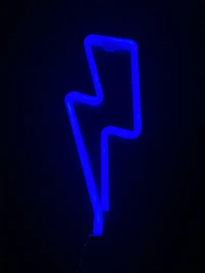 Lámpara de neón rayo azul decorativa - miniatura 2