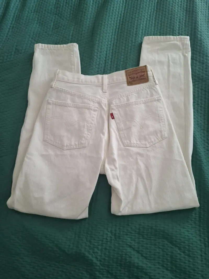 Jeans blancos levis 501 de mezclilla para mujer - 3