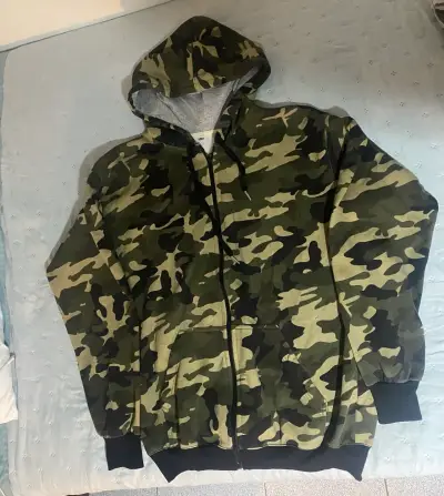 Polerón tipo camuflado - miniatura 2
