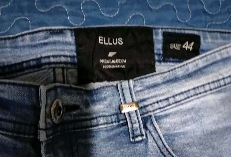 Jeans de mezclilla azul claro Ellus talla 44 - 2