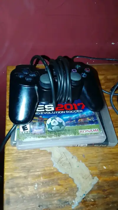 Se vende mando de ps2  buen estado - miniatura 2