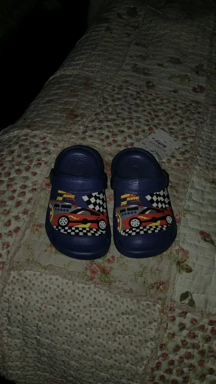 Zapatillas deportivas para niño talla 24 con diseño de autos - 5