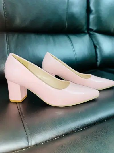 Zapatos de tacón grueso rosados para mujer - miniatura 1