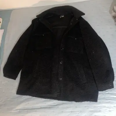 Chaqueta negra - miniatura 1