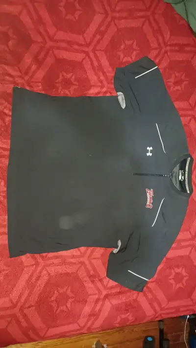 Cortaviento deportivo negro Under Armour - miniatura 1