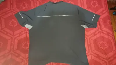 Cortaviento deportivo negro Under Armour - miniatura 3