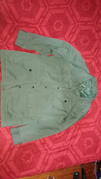 Chaqueta verde - miniatura 1