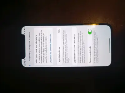 iPhone 12 con batería al 78% en buen estado - miniatura 2