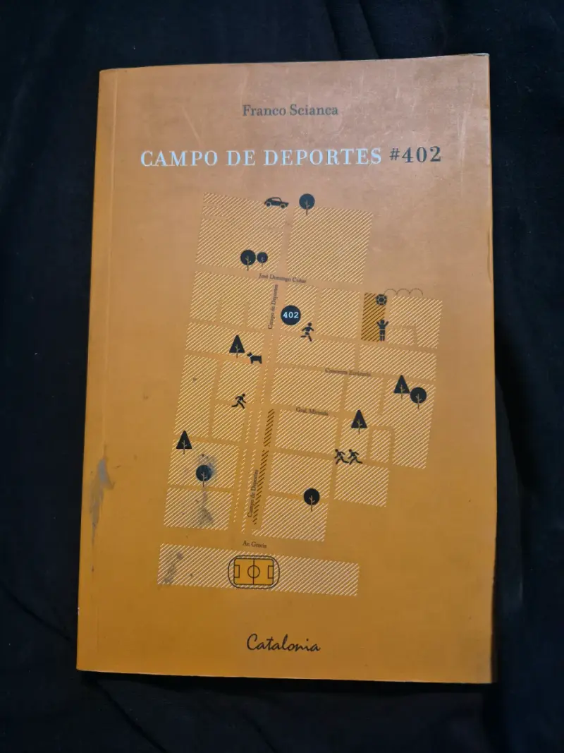 Libro Campo de Deportes #402 de Franco Scianca