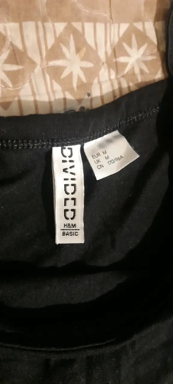 Polera negra básica H&M Divided talla M - 2