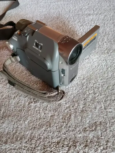 Camara Sony Handycam DCR-HC21 MiniDV con caja - miniatura 3