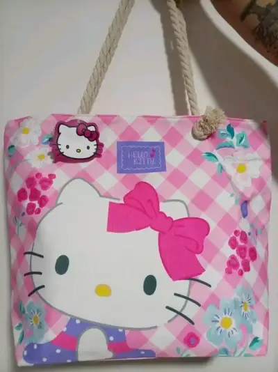 Bolso de verano Hello Kitty con diseño floral - miniatura 2