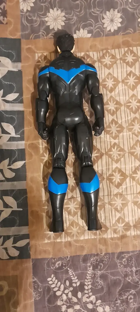 Figura de acción Nightwing DC Comics - 2