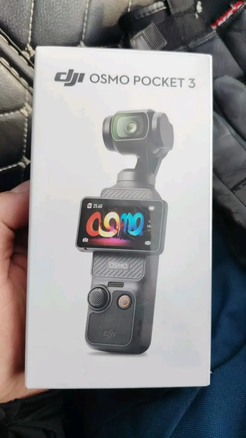 Cámara DJI Osmo Pocket 3 con Estabilizador - 1