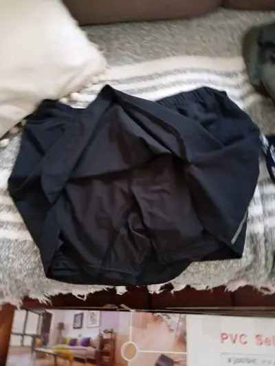 Falda Short deportivo negro Salomon - miniatura 2