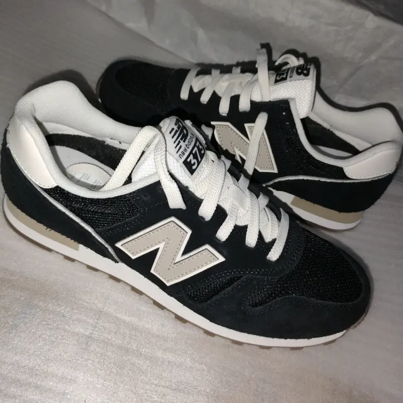 Zapatillas deportivas negras New Balance - 4