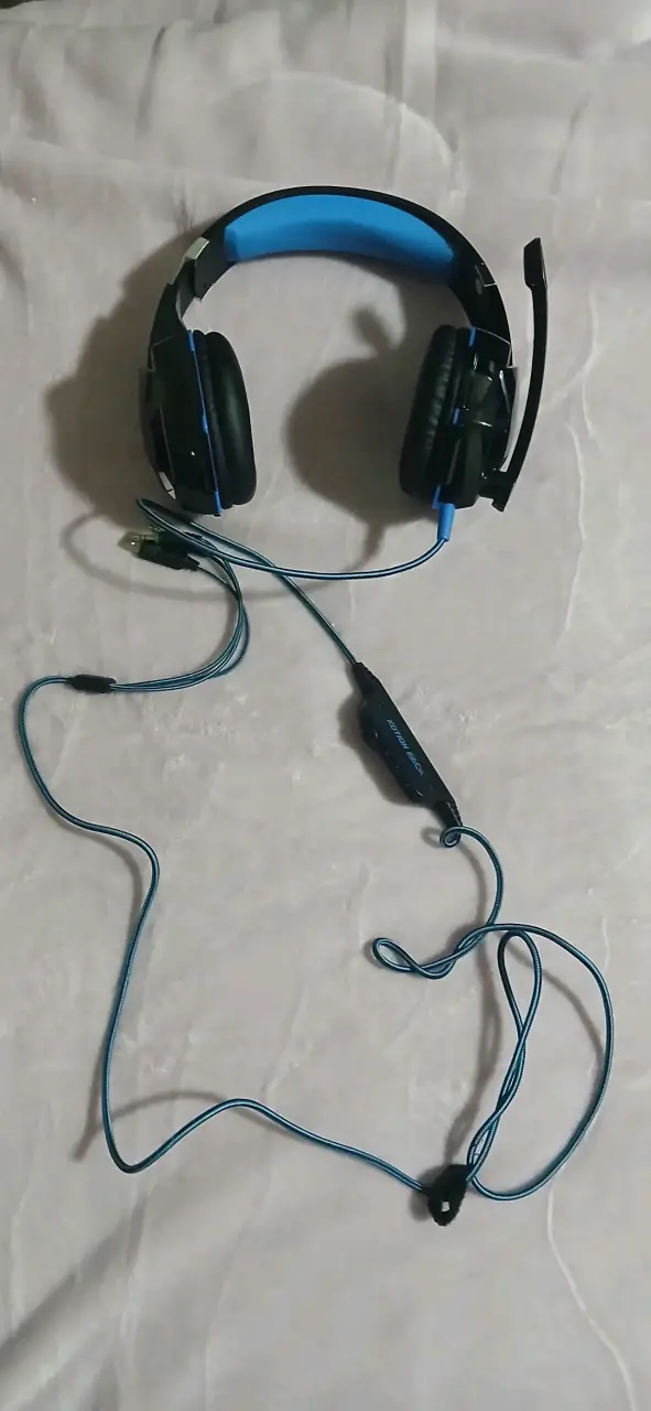 Auriculares gaming con micrófono azul
