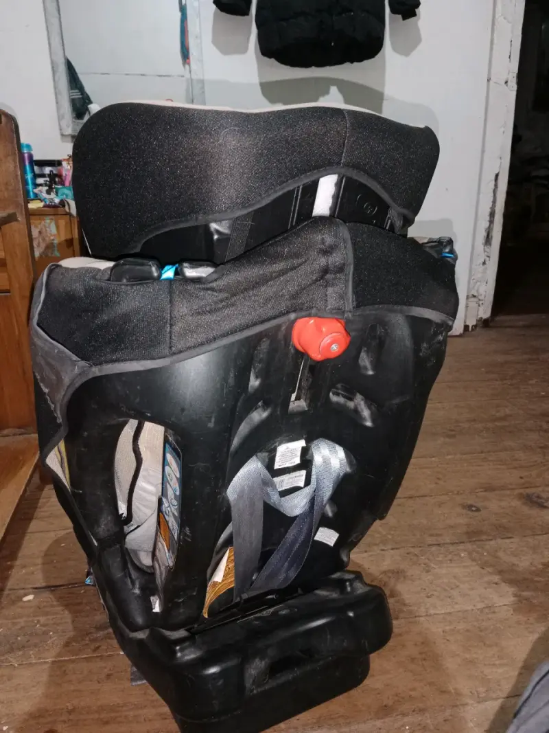 Silla de auto para bebé Bebesit negra - 3