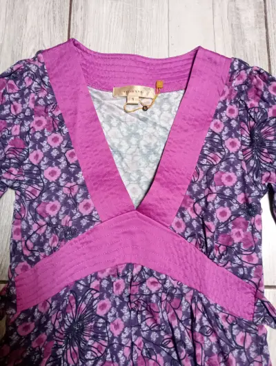 Polera floral Tatienne morado y rosa - miniatura 1