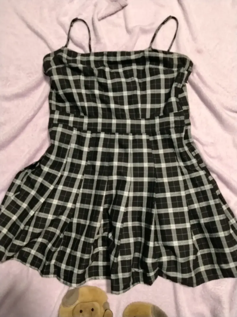 Vestido corto a cuadros con tirantes - 1