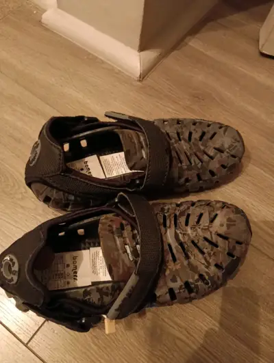 Sandalias de agua outdoor camufladas unisex - miniatura 1