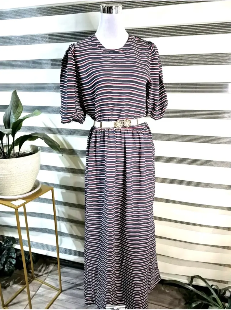Vestidos nuevos con etiqueta - 2