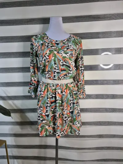 Vestidos nuevos con etiqueta - miniatura 5