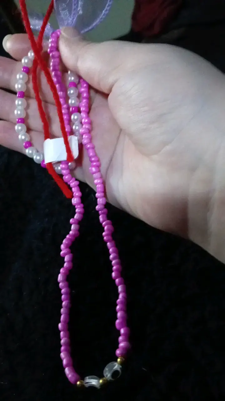 Collar de cuentas rosa y blanco para mujer - 2