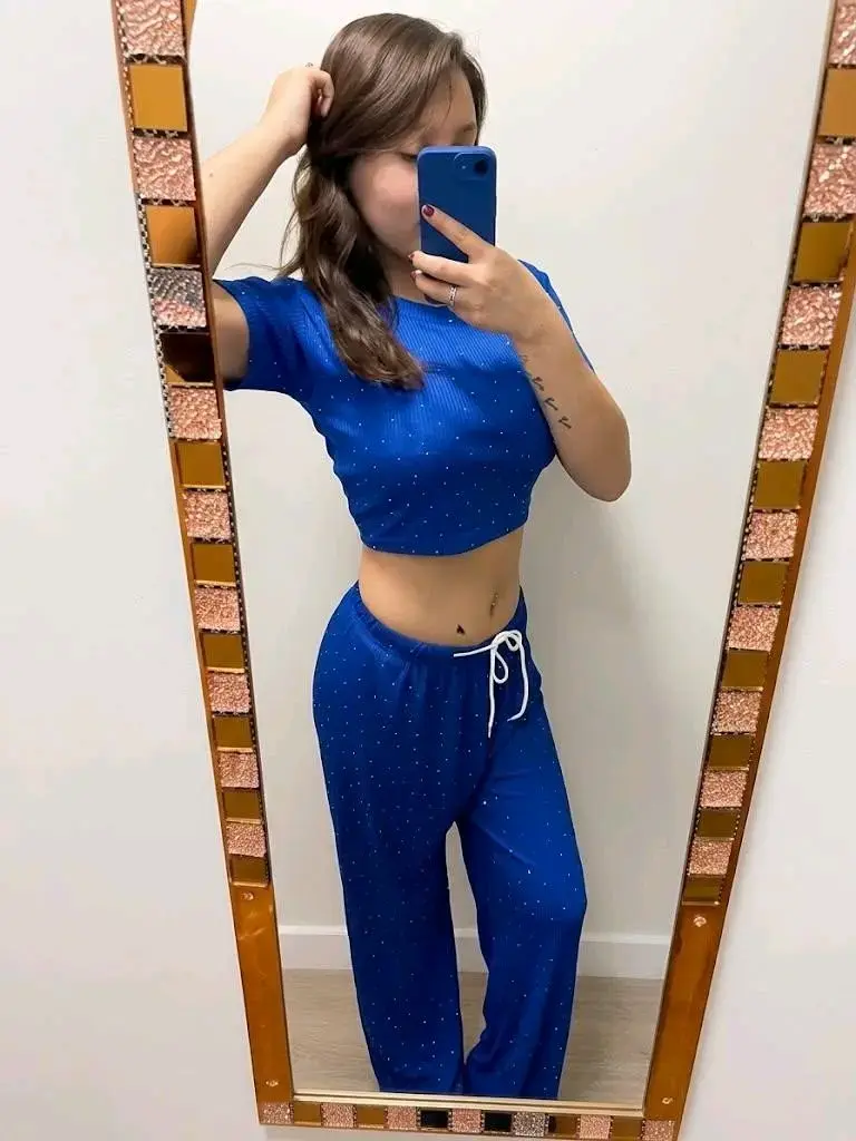 Conjunto de dos piezas para mujer - 1