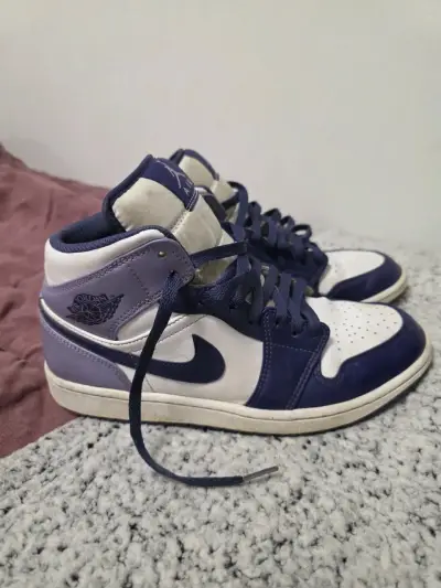 Zapatillas Air Jordan 1 Mid morado y Blanco - miniatura 2