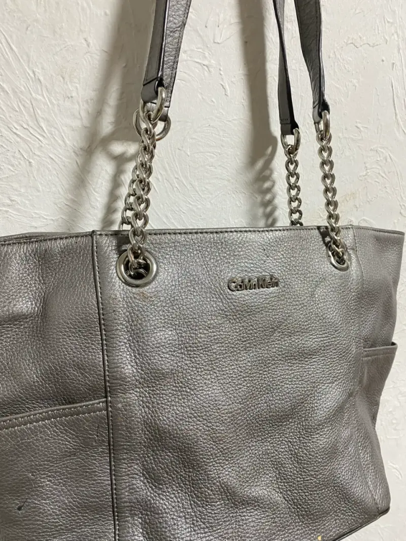Bolso Tote Calvin Klein Original (Gris Metalizado) - 3