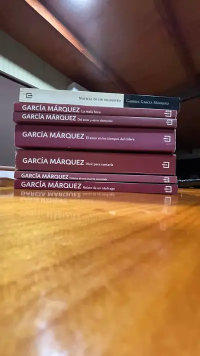 Colección de libros de Gabriel García Márquez - miniatura 1