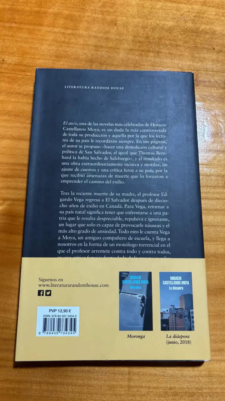Libro 'El asco' de Horacio Castellanos Moya - 2