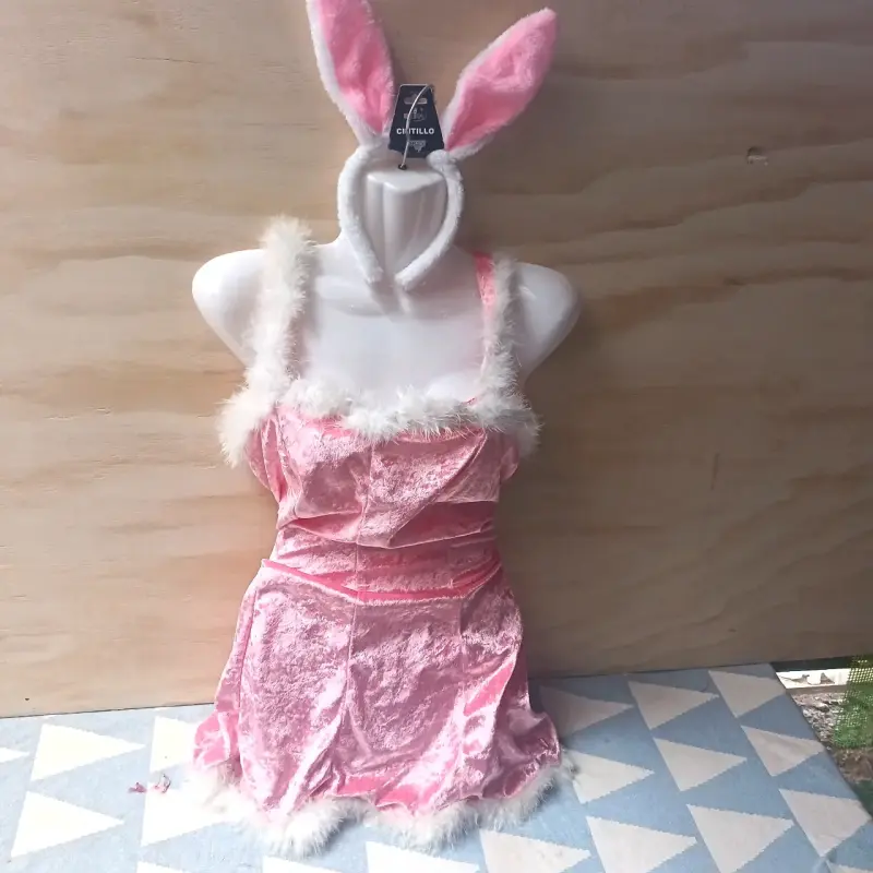 Disfraz de conejo rosa con orejas
