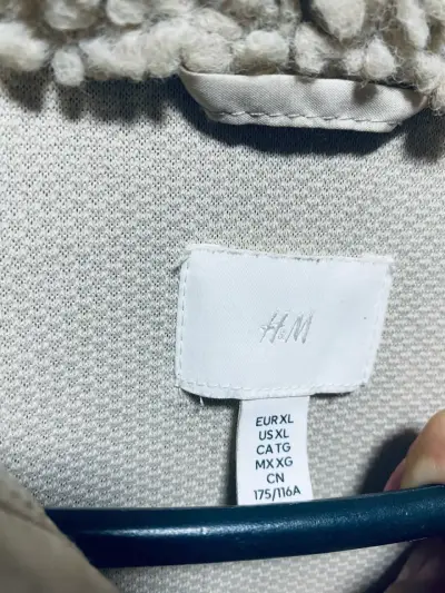 Chaqueta de lana sintética beige H&M talla XL - miniatura 3